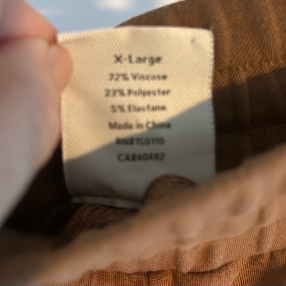 Varley Form The Slim Pant 25" brown
 NWT XL - Picture 6 of 6